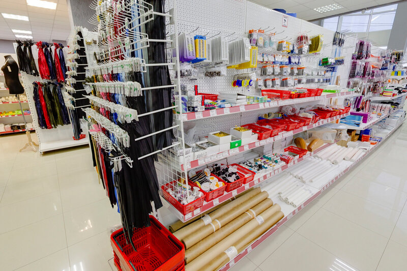 Пуговок заодно купила