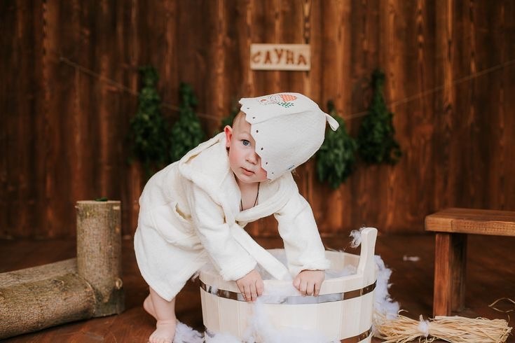 По мнению педиатров посещение парной можно начинать с 2-3 лет.