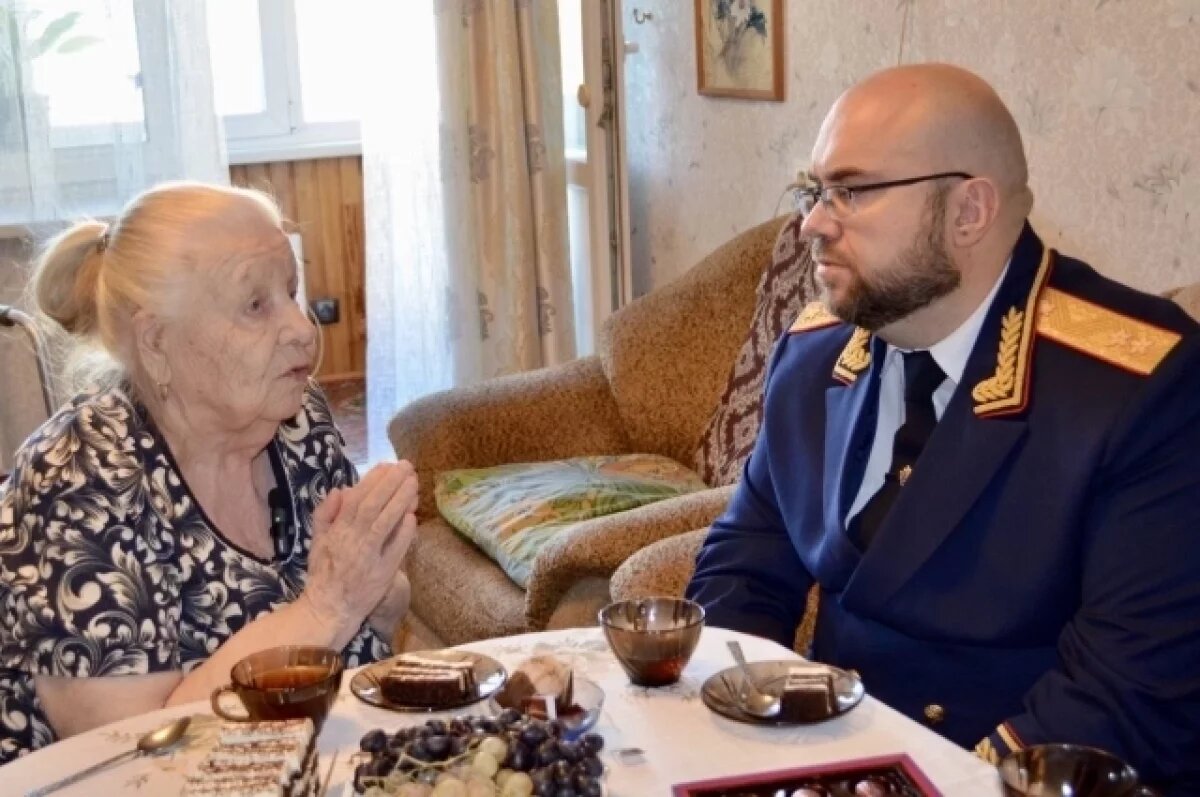    В Красноярске ветеран Великой Отечественной войны Егорова отметила 96-летие