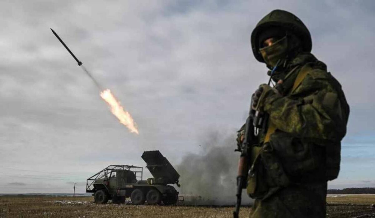     Работа "Града". Источник: ria.ru Автор фото: Сергей Бобылев