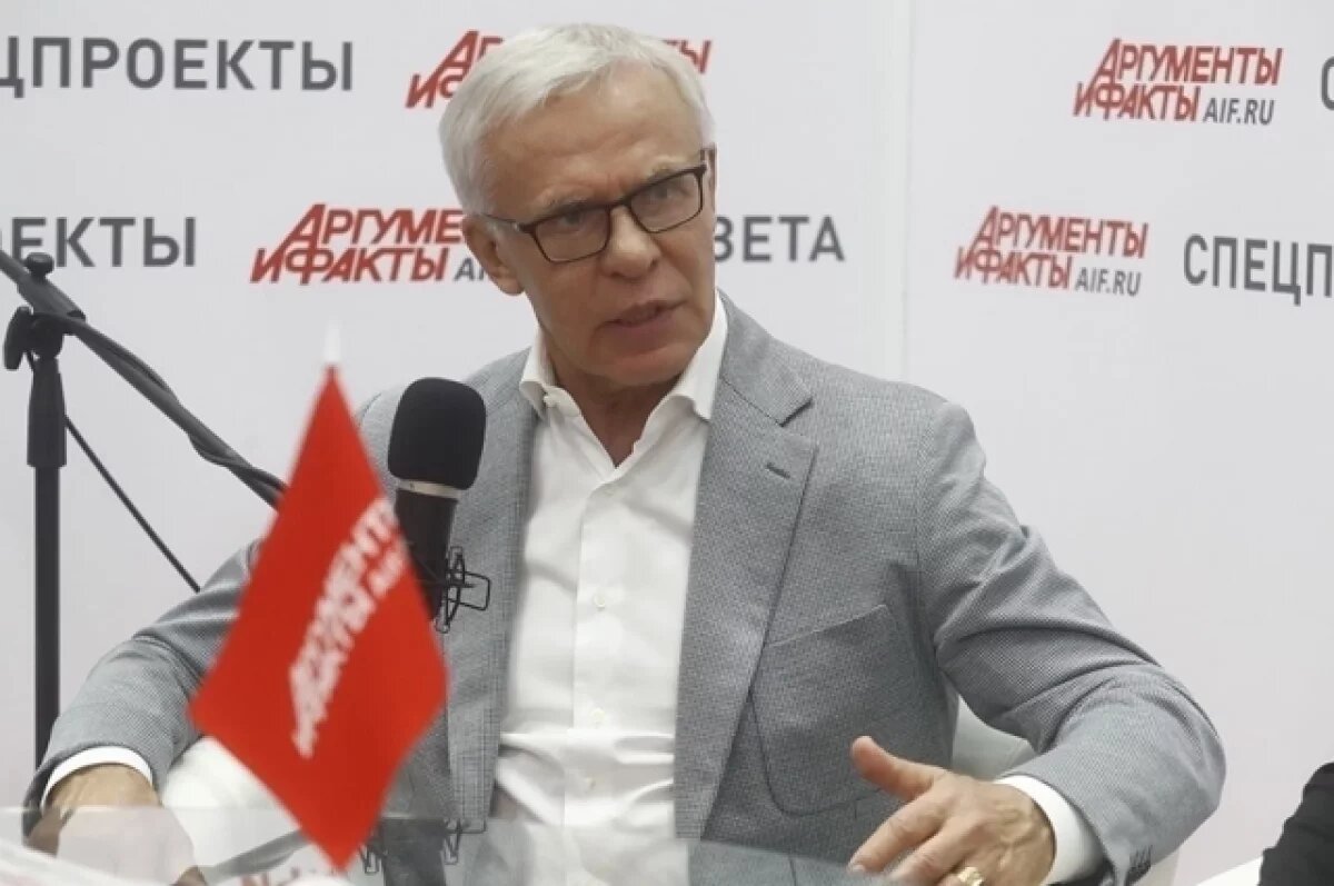    Фетисов: сборная РФ вернется на мировые турниры, когда перед ней извинятся