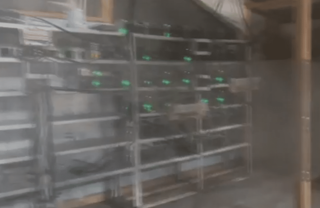    Фото: скрин с видео УМВД по Омской области