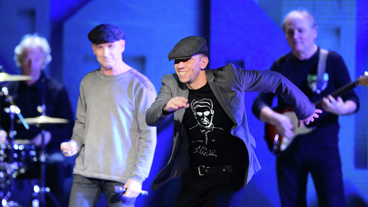 Группа «Лесоповал» на вручении премии «Шансон года», 8 апреля 2017 года
© Евгений Одиноков/РИА Новости