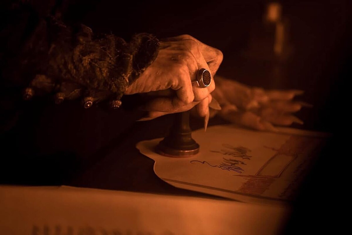 Кадр из фильма «Носферату» (2024 г.), режиссер Роберт Эггерс