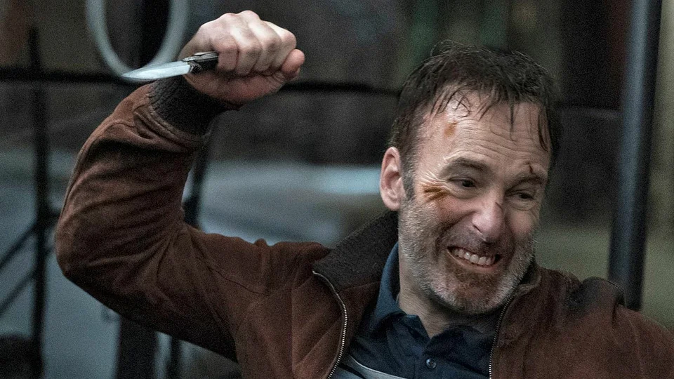 Боб Оденкерк в роли Хатча в оригинальной картине Ильи Найшуллера