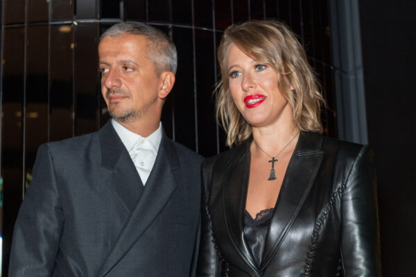    Ксения Собчак и Константин Богомолов, фото news.ru