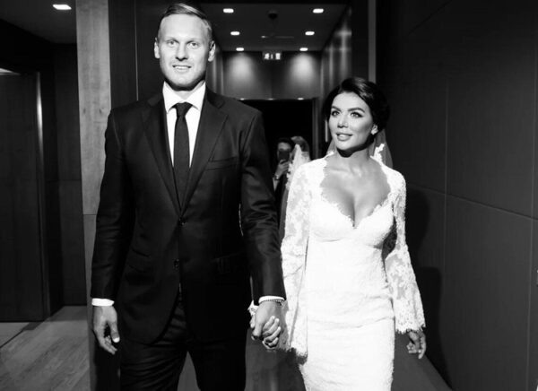    Анна Седокова и Янис Тимма. Фото ru.hellomagazine.com