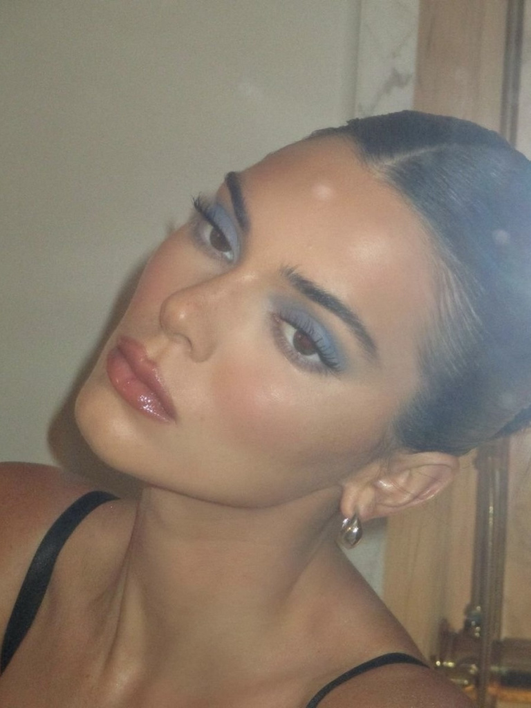  
    Кендалл Дженнер