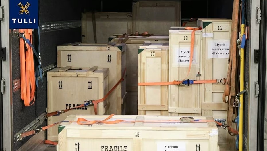    Арестованные в апреле 2022 года в Финляндии экспонаты российских музеев. Автор фото: Таможня Финляндии/tulli.fi