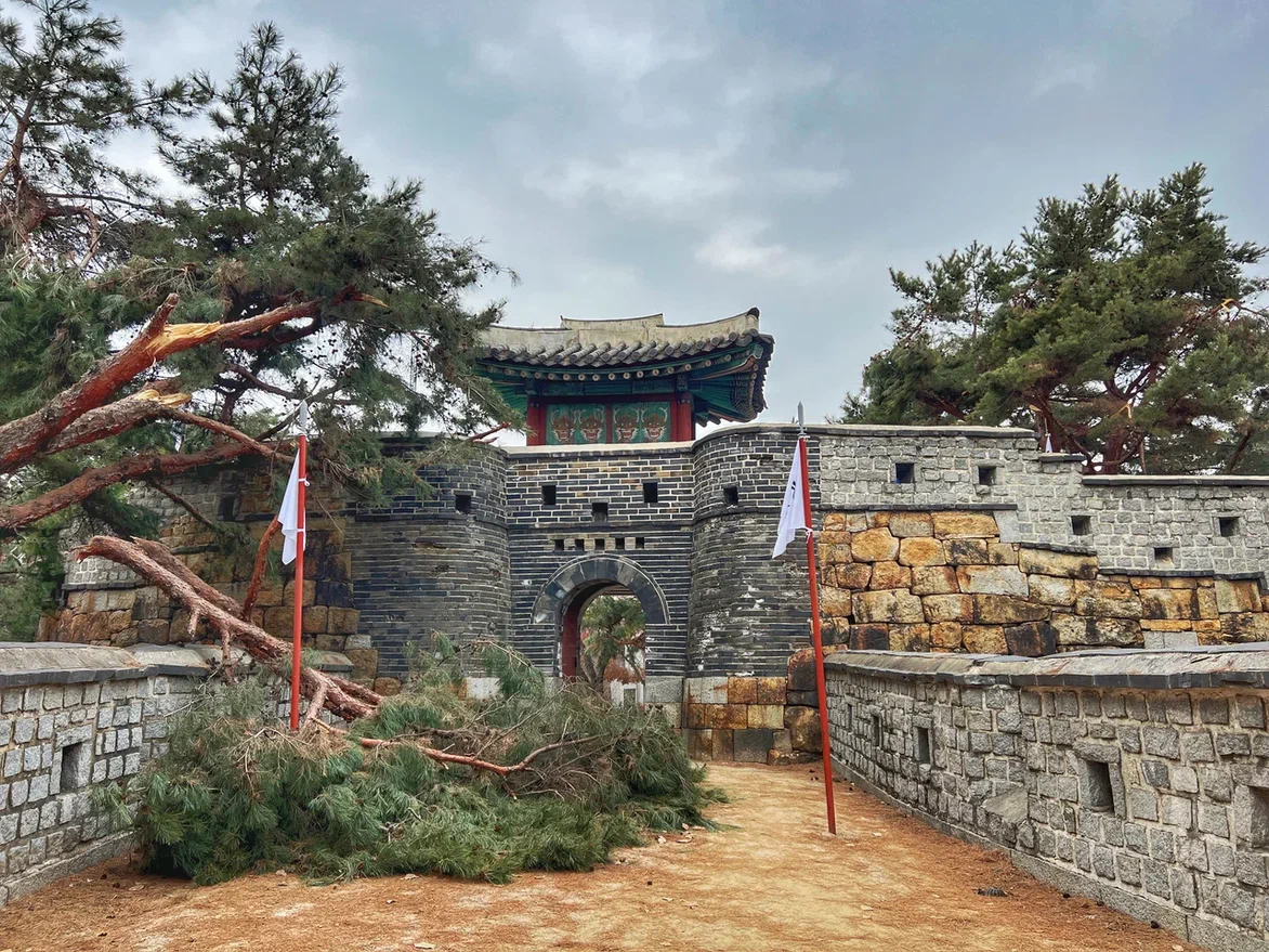 Крепость Хвасон в Сувоне. Фото автора