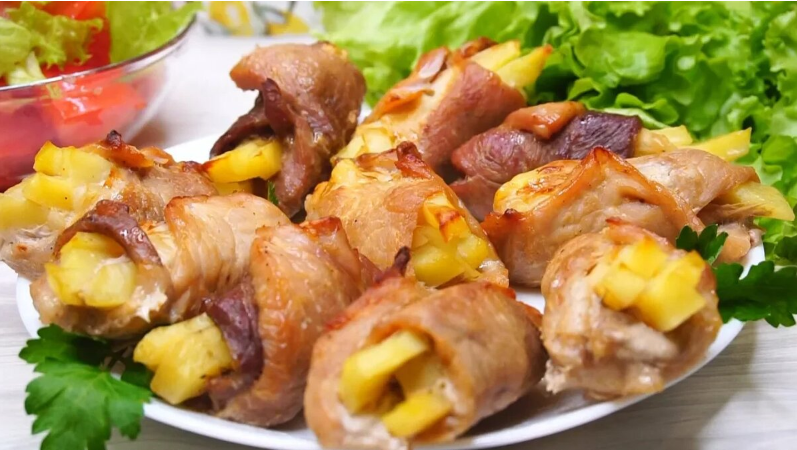 Горячее которое я готовлю на Новогодний стол больше 3 лет: сразу мясо и гарнир (делюсь рецептом)