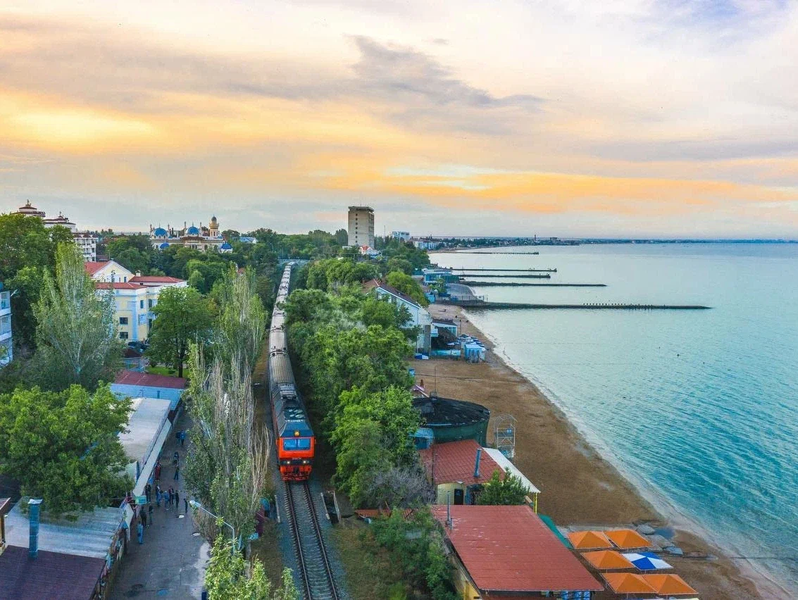 набережная...