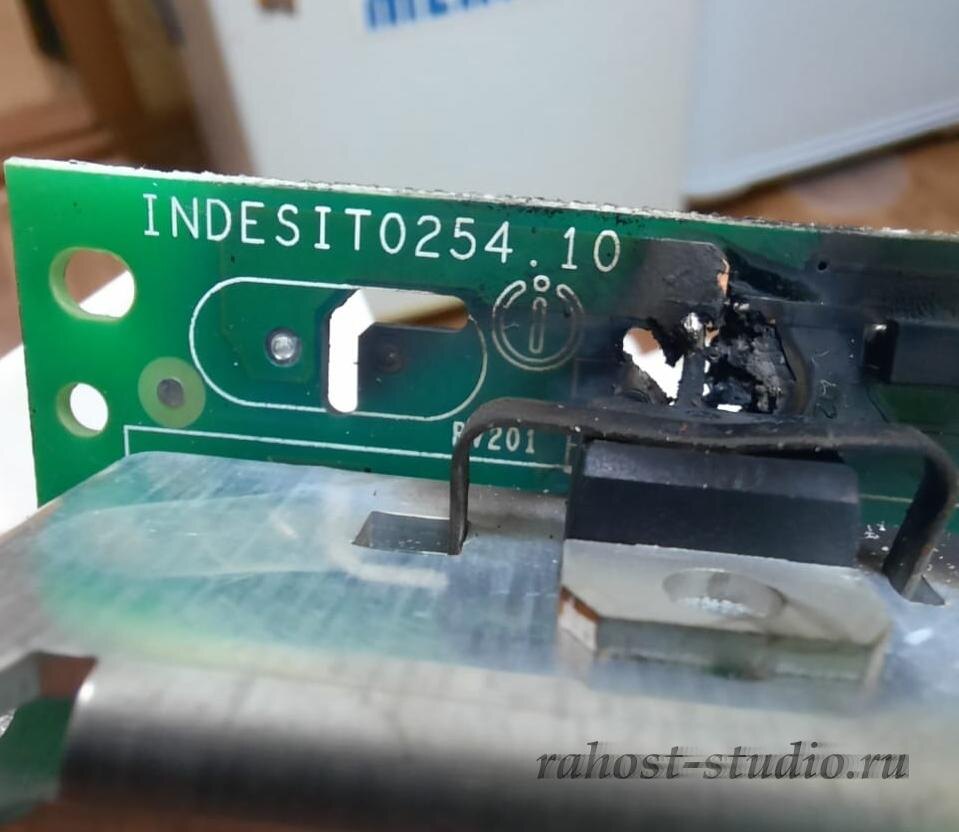 Версия платы INDESIT0254.10