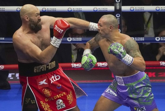    Тайсон Фьюри и Александр Усик