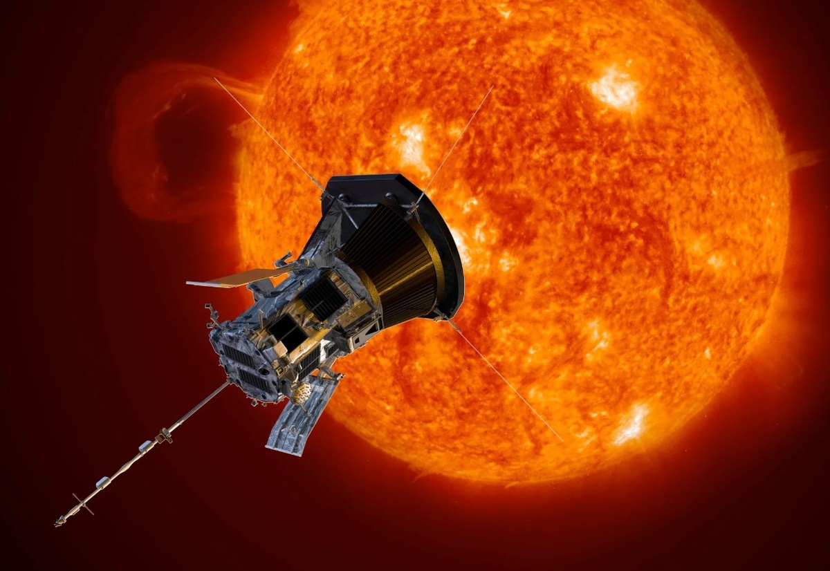 Иллюстрация зонда Parker Solar Probe.     
 Источник: NASA / Johns Hopkins APL / Steve Gribben  📷
