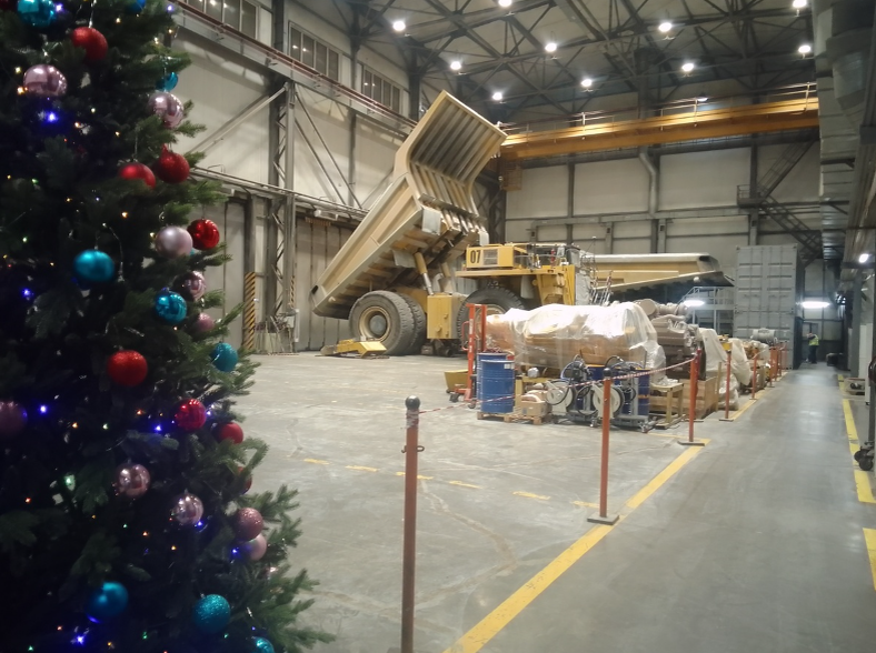 Фото читателя "Юрий Стрелец" Горняки готовятся к встрече Нового года. 