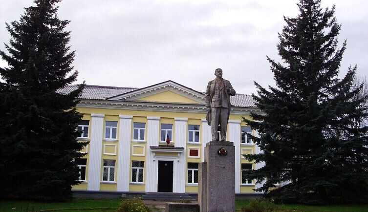    Районный суд в Пустошке Фото: Vasyatka1, общественное достояние