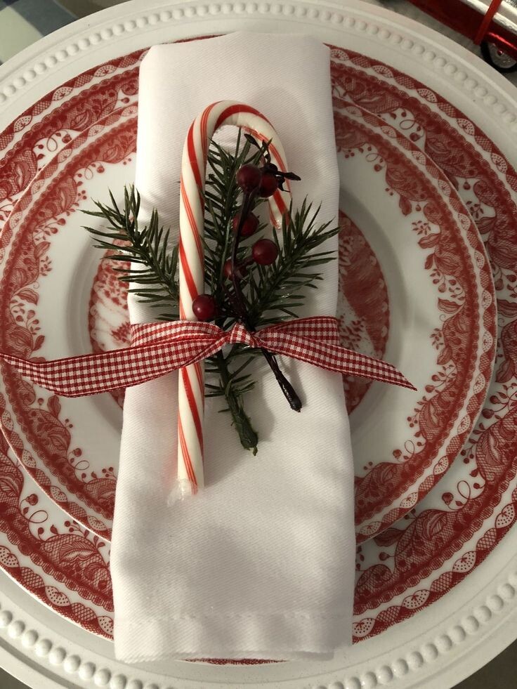 Рождественский леденец трость. Вб. арт. 192809804.  Еловые веточки для рукоделия. Вб арт. 133437430