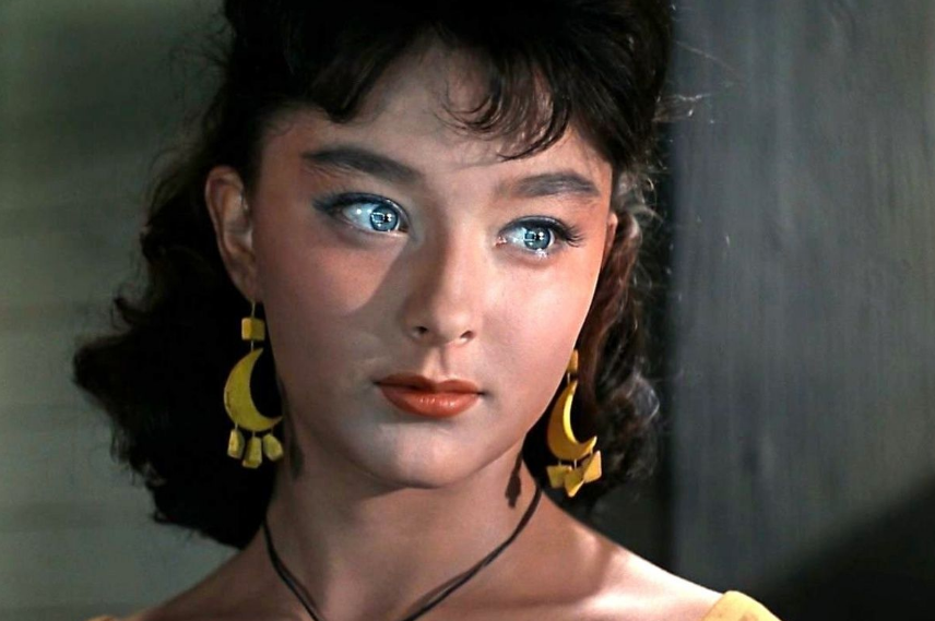 Анастасия Вертинская в молодости 