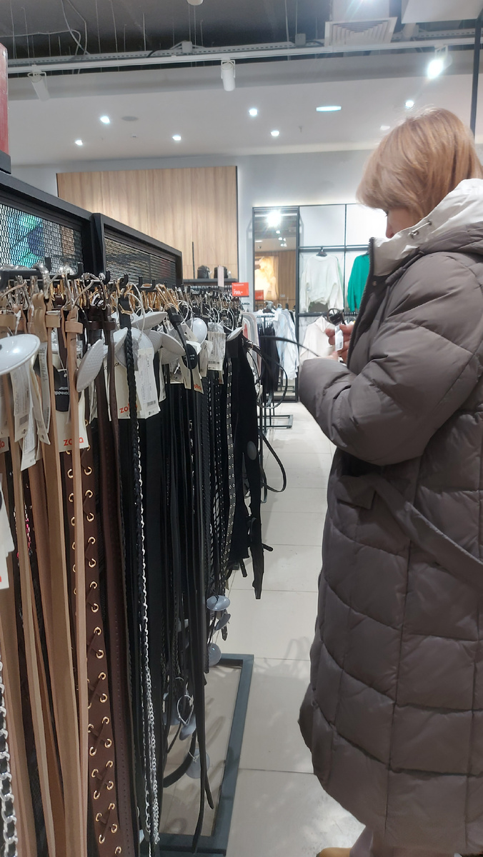 Что одеть на корпоратив, там же будут одни  женщины..