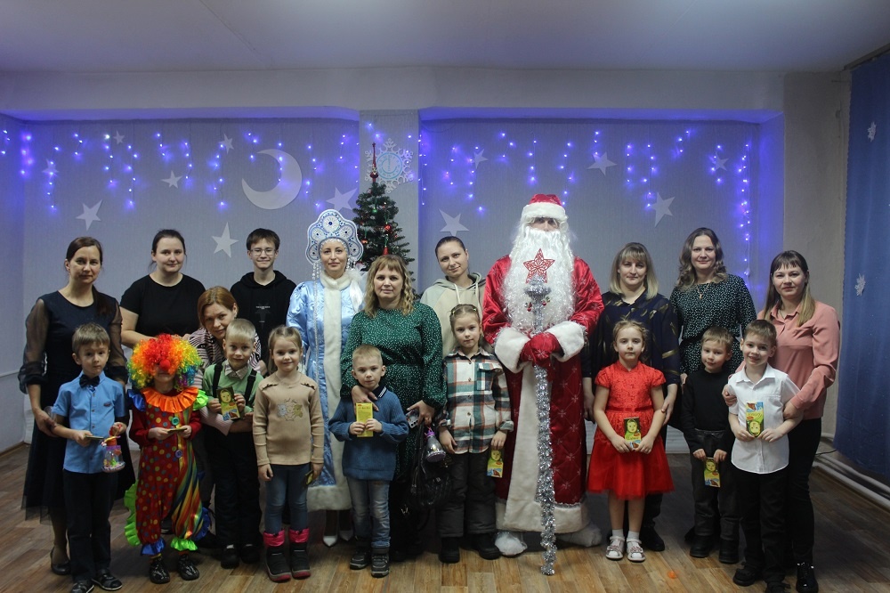    В новогодних мастерских Деда Мороза. Фотография Центр детского технического творчества СПУТНИК