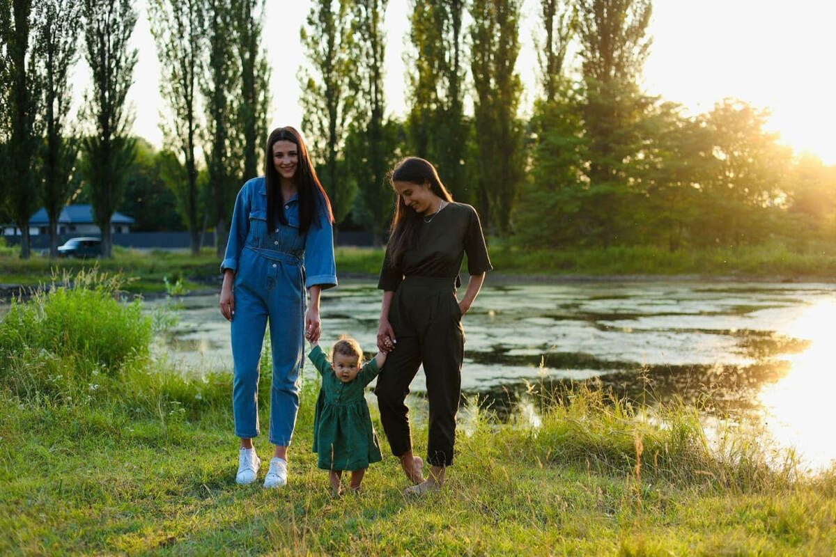    С сестрой Людмилой и племянницей Оливией