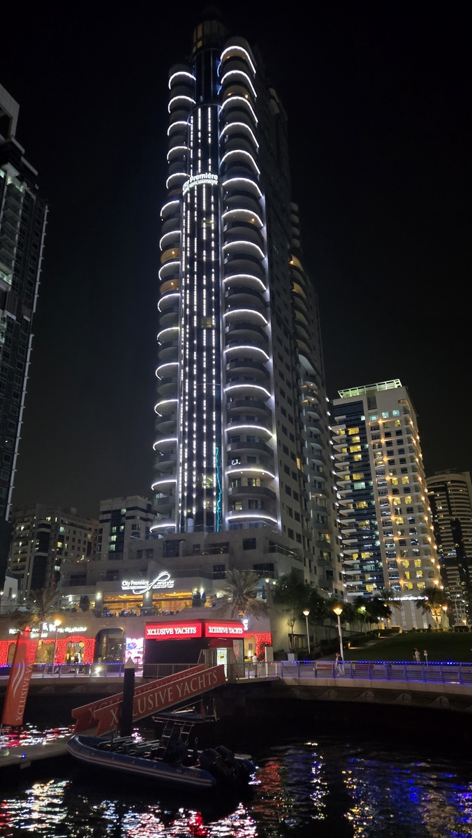 City Premiere Marina Hotel Apartments 