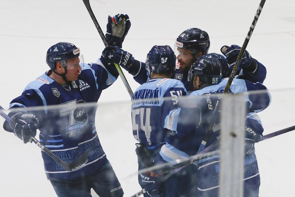    Товарищеские матчи пройдут 27 декабря Олег УКЛАДОВ