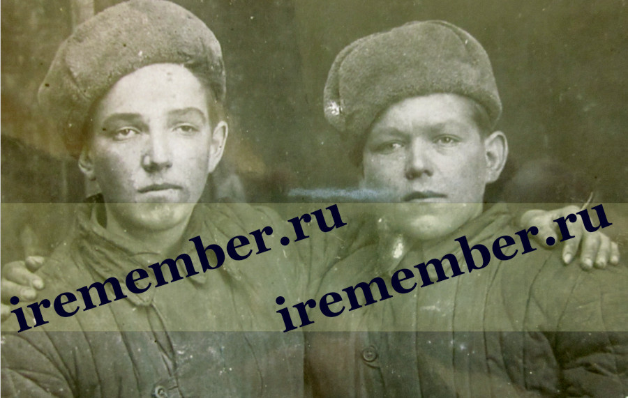 А.В.Медков (справа) с Николаем Штоколовым