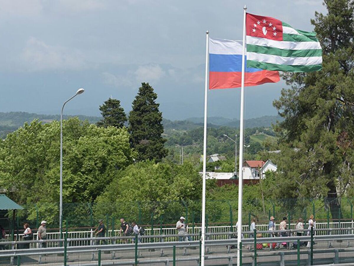 Граница России и Абхазии© Sputnik / Томас Тхайцук