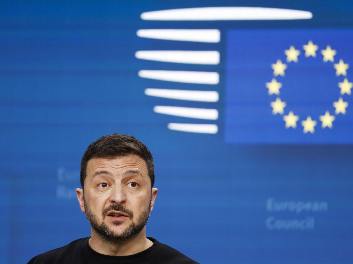 Владимир Зеленский на саммите ЕС в Брюсселе© AP Photo / Omar Havana