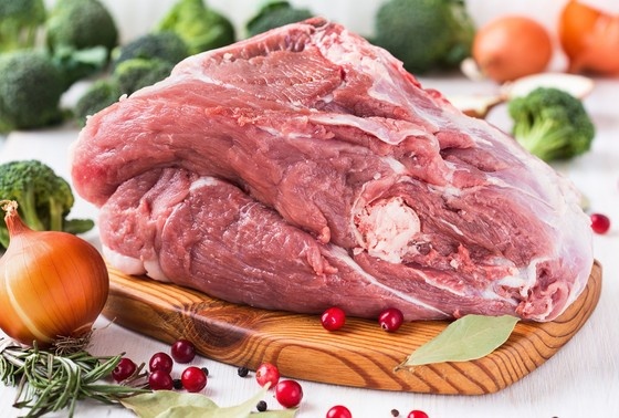    Разобрались, чем отличается свиной окорок от лопатки