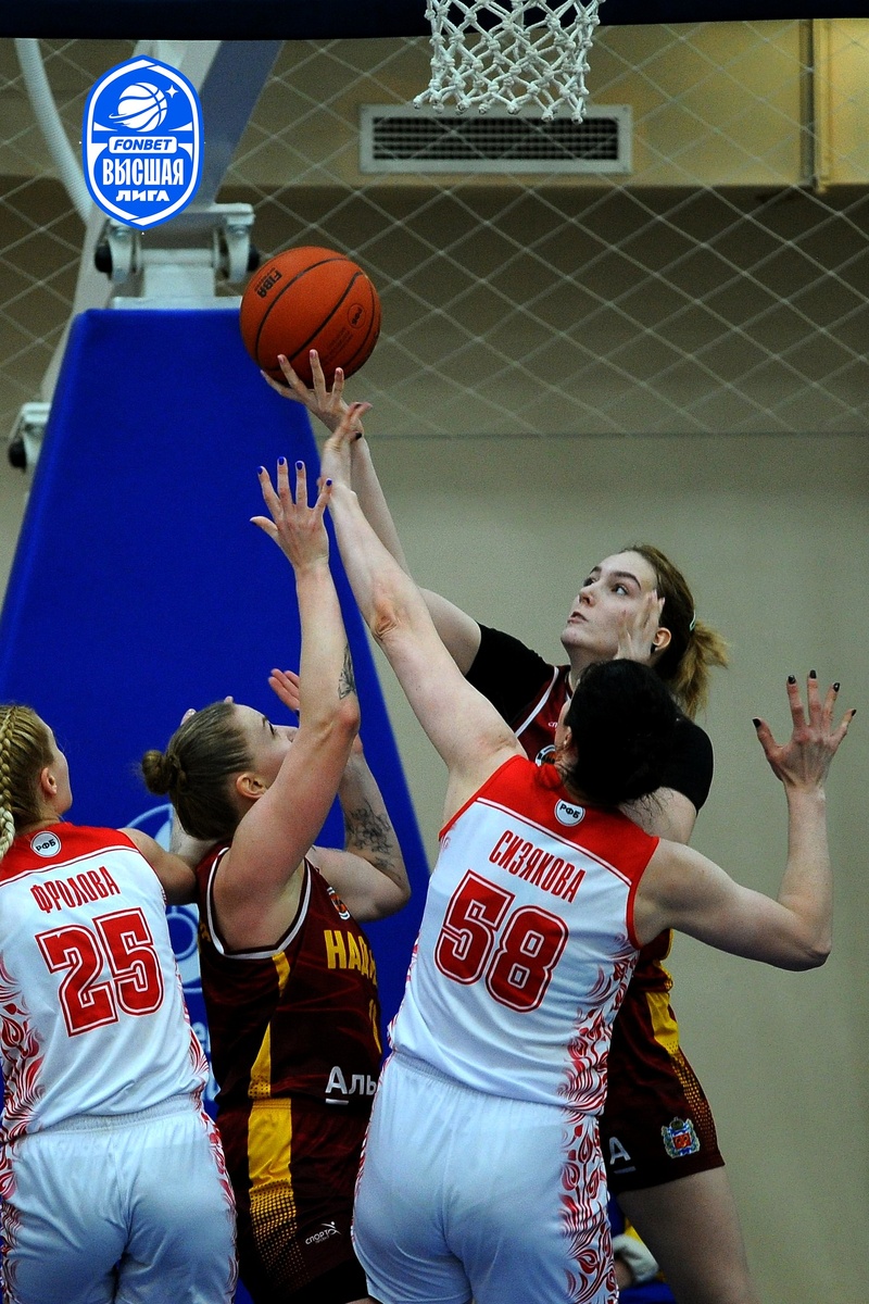 Игры в Оренбурге всегда получаются упорными и напряженными для их соперников