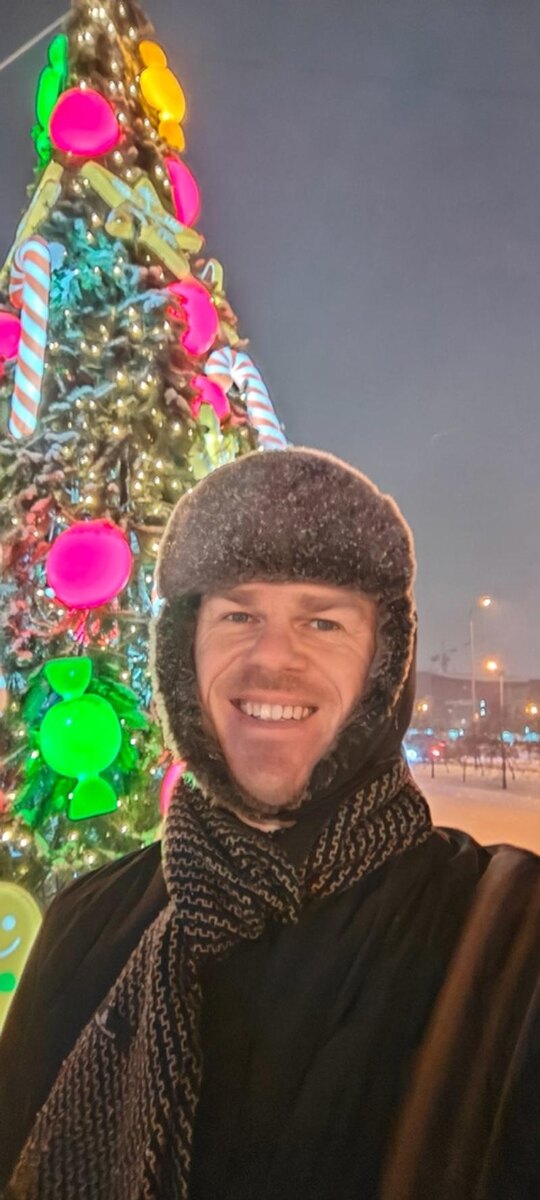    Соцсети Антона Рыжего / Врач беспокоится о кариесе у детей из-за новогодних сладостей