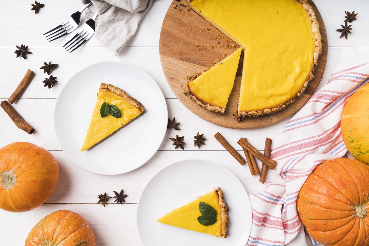     Новогодний десерт: ароматный чизкейк с тыквой