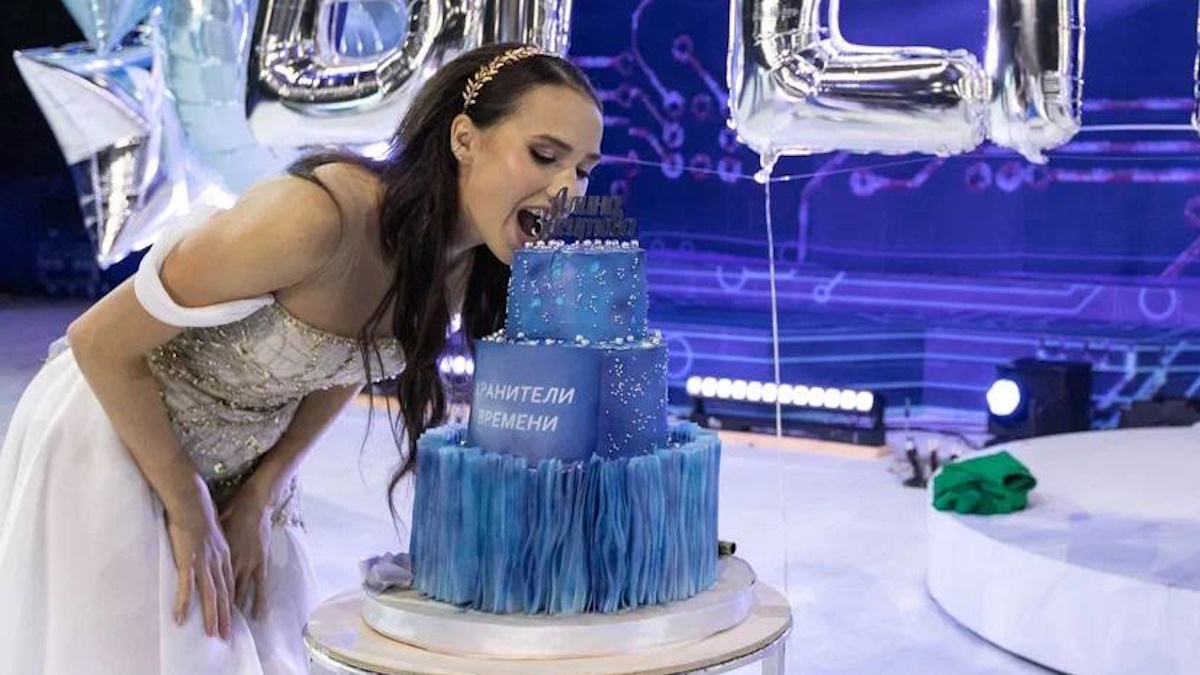 Алина Загитова после шоу "Хранители времени" в Казани. Фото: телеграм-канал фигуристки Алины Загитовой