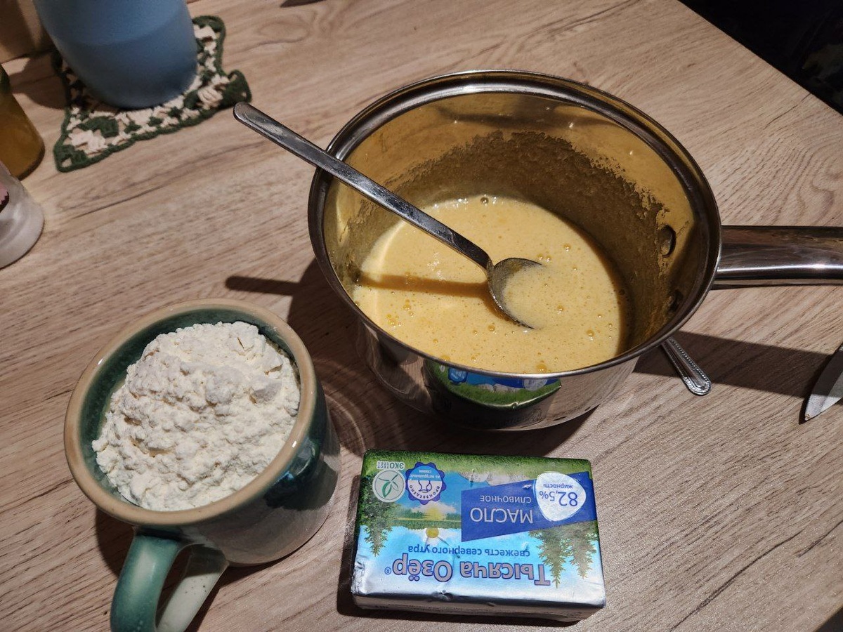 Делаю тесто для орешков