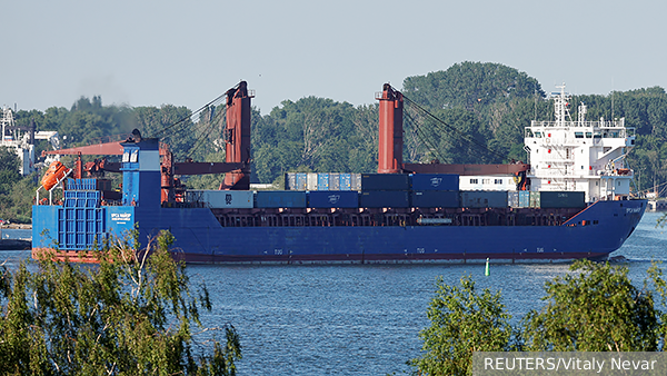     Фото: REUTERS/Vitaly Nevar   
 Текст: Александра Юдина