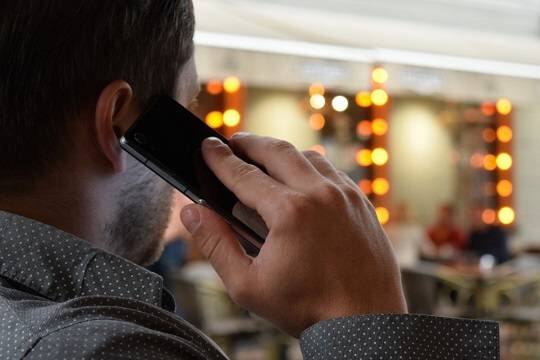    В России могут запретить звонки через мессенджеры из-за мошенников