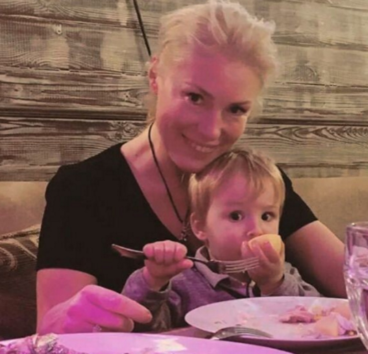 Мария Шукшина с внуком. Фото: соцсети