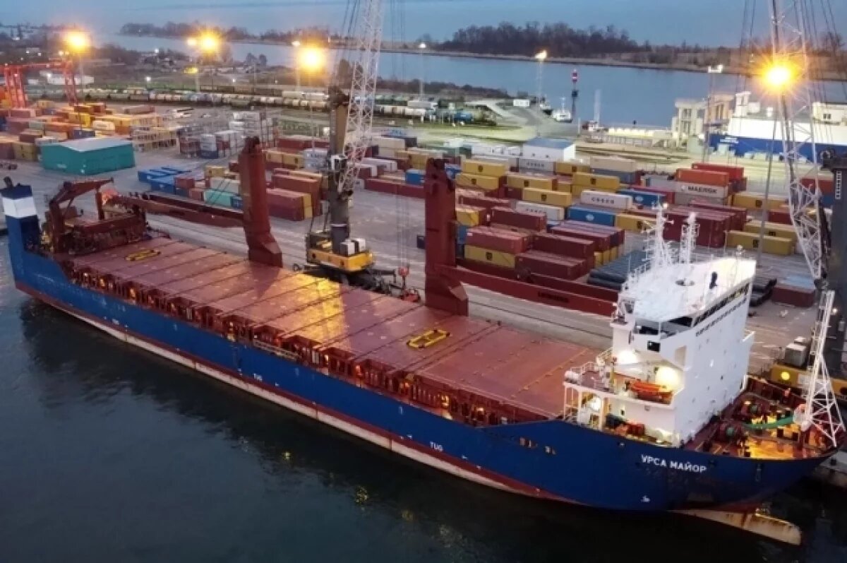    Судно из Петербурга потерпело крушение между Испанией и Алжиром