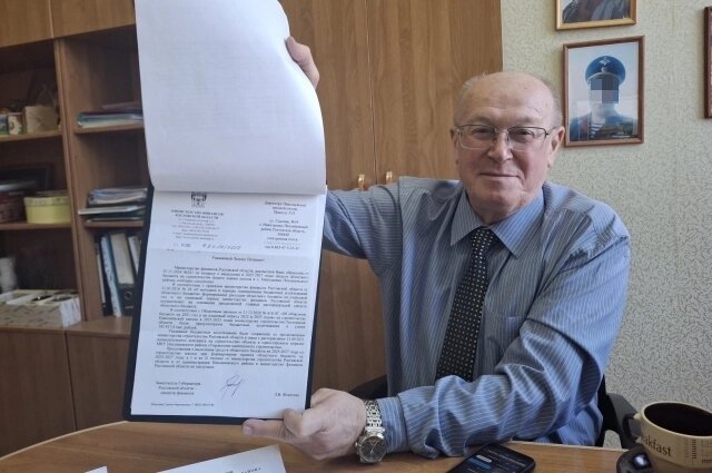    Директор собирает отписки чиновников уже 15 лет. Фото: АиФ-Ростов