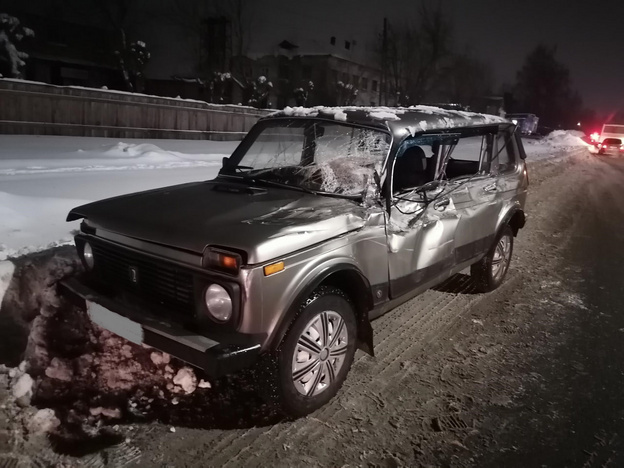    В Слободском учебный КамАЗ врезался в «Ниву»