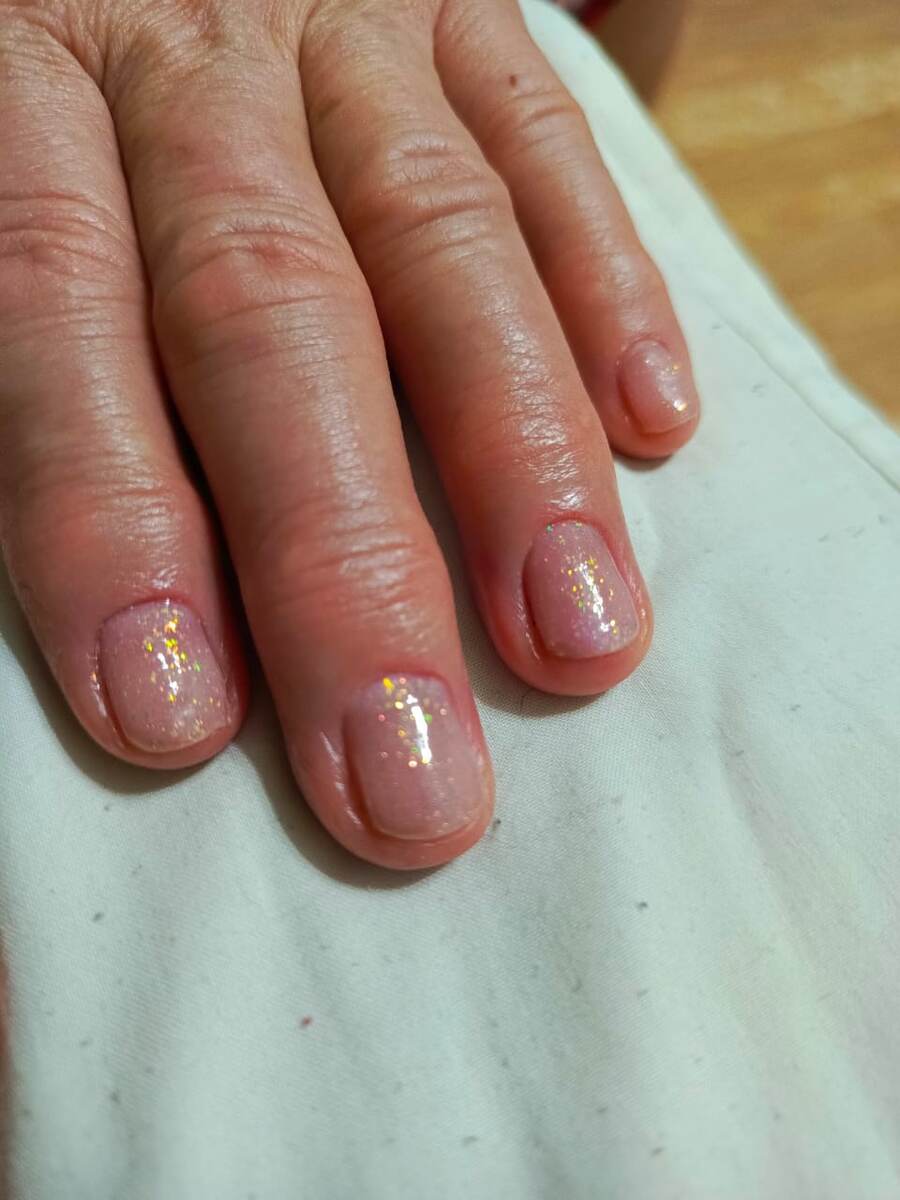 Ногти свекрови.