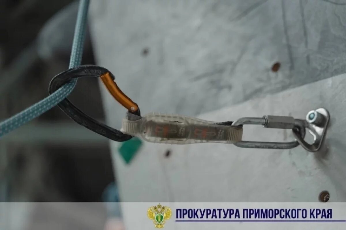    В марте 2024 года во время проведения строительных работ на высоте мужчина упал с 6 этажа в шахту лифта