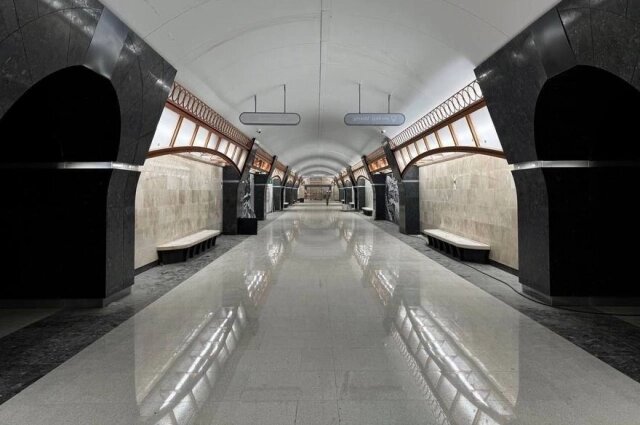    Актуальный вид центрального зала станции. Фото: Commons.wikimedia.org
