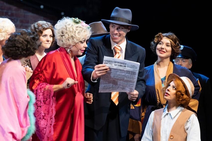 Актер на сцене театра. Фото: vk.com/timur_eremeevofficial