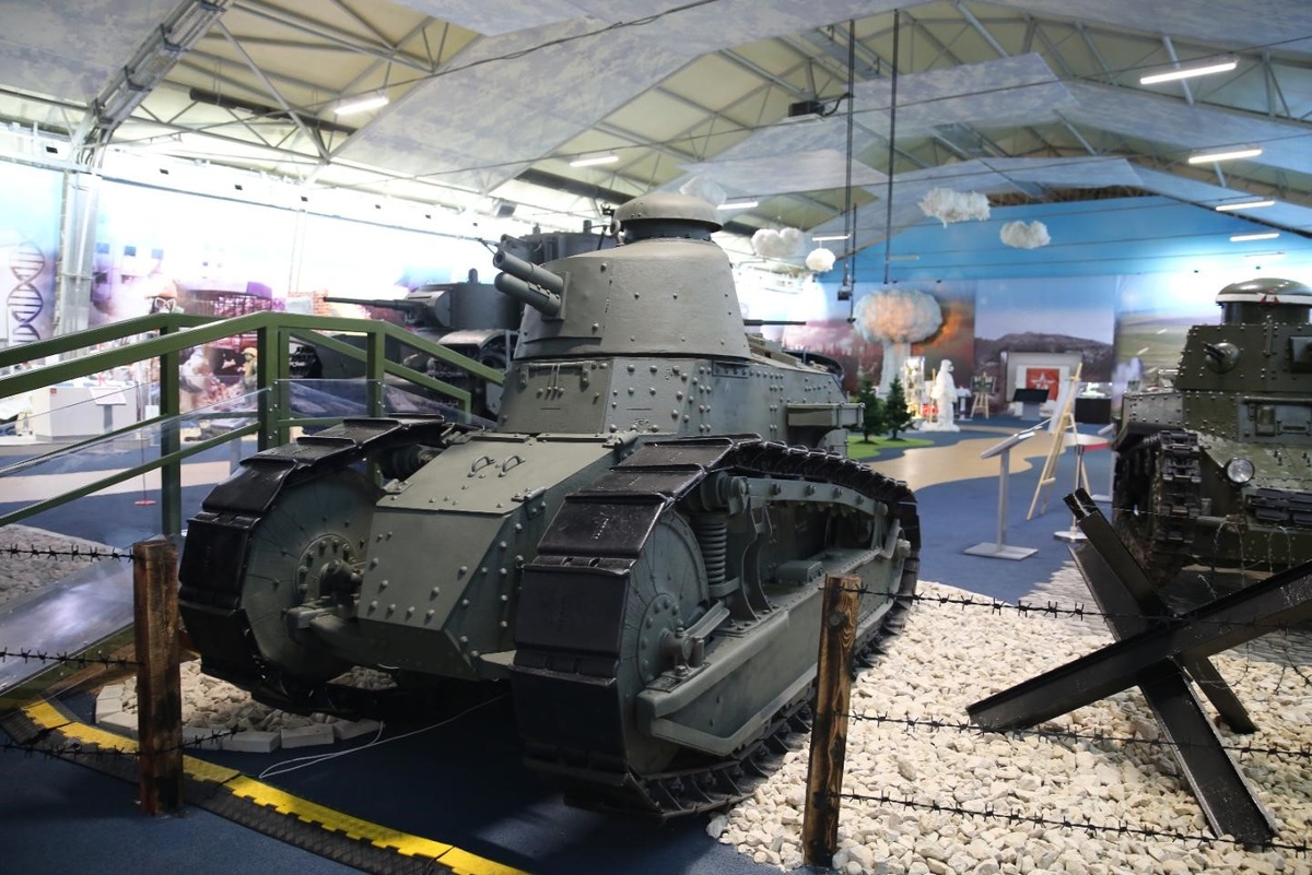 Картинка из свободных источников. Renault FT-17