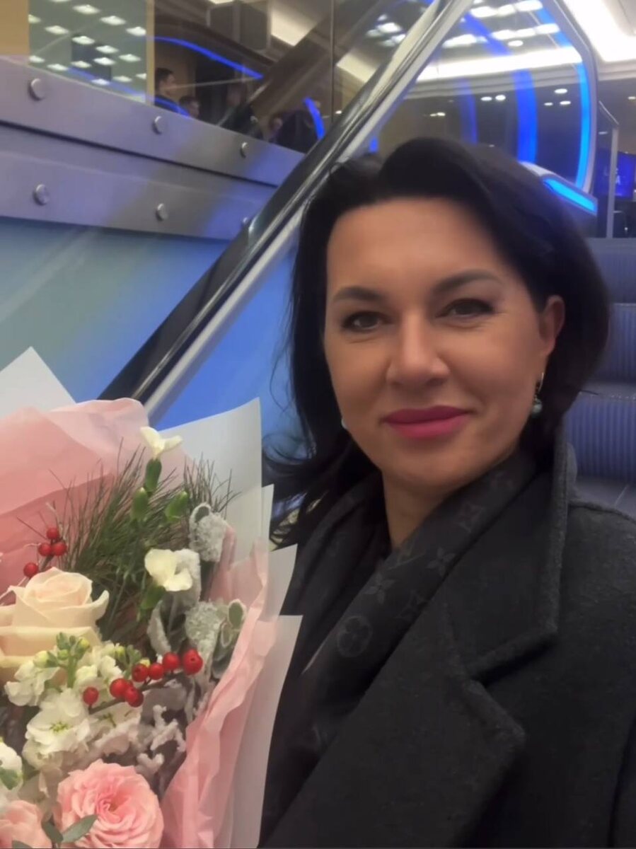 Эксперт по бизнес-психологии Ангелина Шам для создания сильных непобедимых команд с помощью авторской методологии Треугольник влияния® в бизнесе.