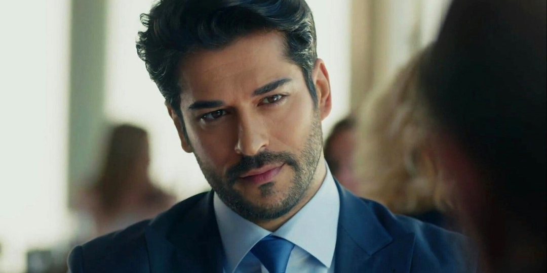 Бураку Озчивиту — 40: за какие роли мы полюбили звезду турдизи